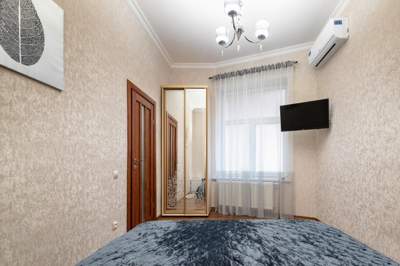 Historic Apartment Sofia In The Old Town Lviv Exterior foto
